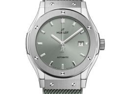 Hublot Classic Fusion 542.NX.891G.NR (2026) - Green dial 42 mm Titanium case