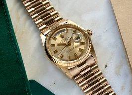 Rolex Day-Date 1803 (1978) - Gold dial 36 mm Yellow Gold case