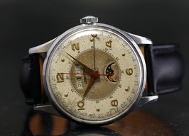 Leonidas Triple Date Moonphase n/a (1950) - White dial 35 mm Steel case