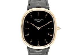 Patek Philippe Golden Ellipse 5738R-001 (2019) - Black dial 35 mm Rose Gold case