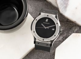 Hublot Classic Fusion 511.NX.1270.RX.MDM40 (Onbekend (willekeurig serienummer)) - Zwart wijzerplaat 45mm Titanium