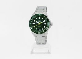 TAG Heuer Aquaracer 300M WBP5116.BA0013 (2025) - Green dial 42 mm Steel case