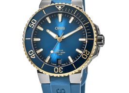 Oris Aquis Date 01 400 7769 6355-07 4 22 75FC -