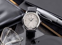 Jaeger-LeCoultre Master Control Date Q1548420 (Unknown (random serial)) - Silver dial 39 mm Steel case