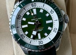 Breitling Superocean 44 A17376A31L1S1 (2024) - Green dial 44 mm Steel case