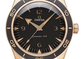 Omega Seamaster 300 234.92.41.21.10.001 (2025) - Brown dial 41 mm Rose Gold case