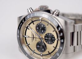 Longines Conquest L3.835.4.32.6 (2026) - Goud wijzerplaat 42mm Staal