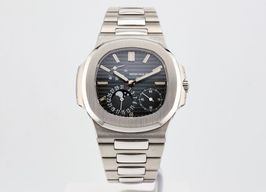 Patek Philippe Nautilus 5712/1A-001 (2015) - Blue dial 40 mm Steel case