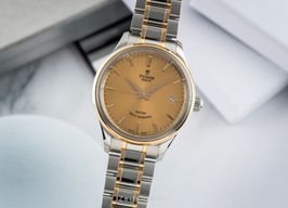 Tudor Style 12303 -