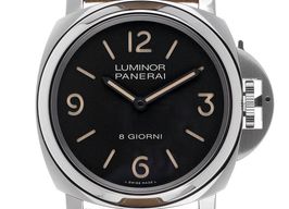 Panerai Luminor Base 8 Days PAM00914 (2026) - Zwart wijzerplaat 44mm Staal