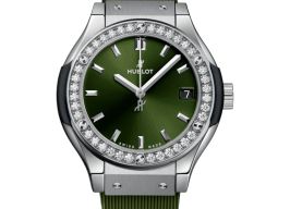 Hublot Classic Fusion 581.NX.8970.RX.1104 (2026) - Black dial 33 mm Titanium case