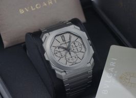 Bulgari Octo 103673 (2022) - Grey dial 42 mm Titanium case