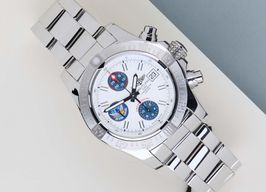 Breitling Avenger II A13381 (2020) - 43 mm Steel case