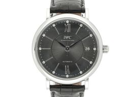 IWC Pilot IW326805 (2017) - Black dial 39 mm Steel case