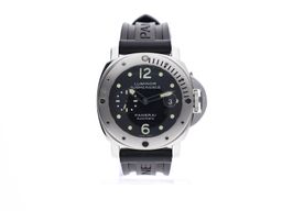 Panerai Luminor Submersible PAM00024 (2001) - Black dial 44 mm Steel case