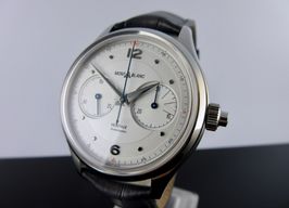 Montblanc Heritage Chronométrie 119951 (2024) - Silver dial 42 mm Steel case