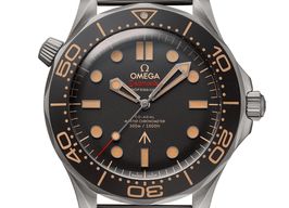 Omega Seamaster Diver 300 M 210.90.42.20.01.001 (2023) - Brown dial 42 mm Titanium case