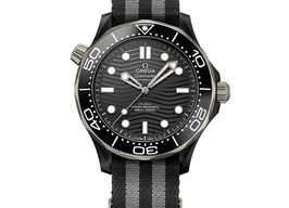 Omega Seamaster Diver 300 M 210.92.44.20.01.002 (2026) - Black dial 44 mm Ceramic case