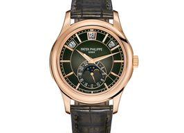 Patek Philippe Annual Calendar 5205R-011 (2025) - Green dial 40 mm Rose Gold case