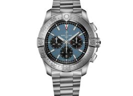Breitling Super Avenger EB0148 -