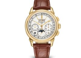 Patek Philippe Perpetual Calendar Chronograph 5270J-001 (2024) - Silver dial 41 mm Yellow Gold case