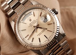 Rolex Day-Date 36 18239 (1995) - Zilver wijzerplaat 36mm Witgoud