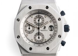 Audemars Piguet Royal Oak Offshore Chronograph 25770ST.OO.D001IN.01 (Onbekend (willekeurig serienummer)) - Zilver wijzerplaat 42mm Staal