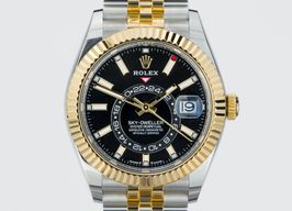 Rolex Sky-Dweller 336933 (2025) - Zwart wijzerplaat 42mm Goud/Staal