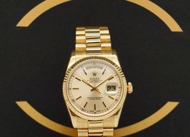 Rolex Day-Date 36 118238 (2004) - Gold dial 36 mm Yellow Gold case