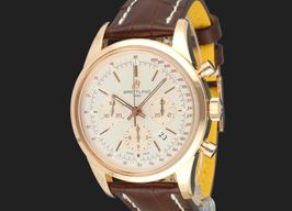 Breitling Transocean Chronograph RB015212 (2015) - Silver dial 44 mm Rose Gold case