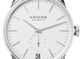 NOMOS Zürich Datum 802 (2026) - White dial 40 mm Steel case