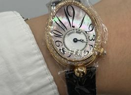 Breguet Reine de Naples 8918BR/5T/964 D00D (2024) - Pearl dial Unknown Rose Gold case