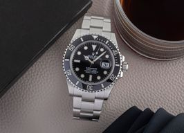 Rolex Submariner Date 126610LN (Onbekend (willekeurig serienummer)) - Zwart wijzerplaat 41mm Staal