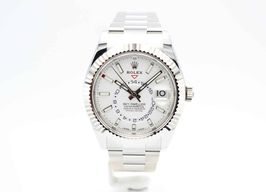 Rolex Sky-Dweller 326934 (2021) - White dial 42 mm Steel case