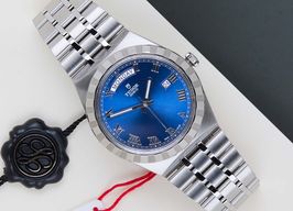 Tudor Royal 28600 -