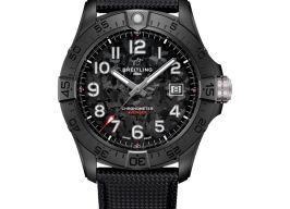 Breitling Avenger S17328 -