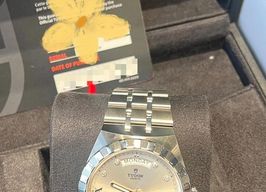 Tudor Royal 28600 (2025) - Silver dial 41 mm Steel case