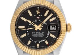 Rolex Sky-Dweller 336933 (2025) - 42mm Goud/Staal