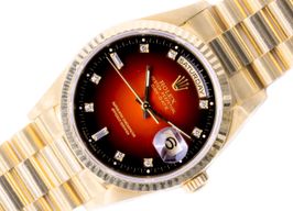 Rolex Day-Date 36 18238 (1995) - Rood wijzerplaat 36mm Geelgoud