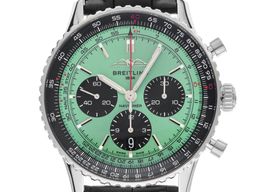 Breitling Navitimer 1 B01 Chronograph AB0138241L1P1 (2022) - Groen wijzerplaat 43mm Staal