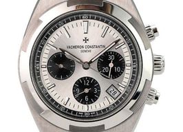 Vacheron Constantin Overseas 5520V/210A-B686 (2024) - Silver dial 43 mm Steel case