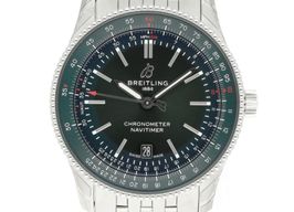 Breitling Navitimer A17326 (2024) - Groen wijzerplaat 41mm Staal