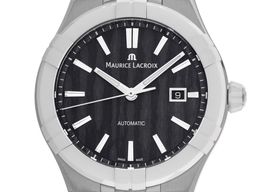 Maurice Lacroix Aikon AI6006-PVY11-170-1 (Onbekend (willekeurig serienummer)) - Parelmoer wijzerplaat 35mm Staal