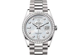 Rolex Day-Date 36 128349RBR (2025) - Parelmoer wijzerplaat 36mm Witgoud