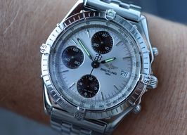 Unknown Unknown E2736536/BB37 (2013) -