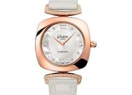 Glashütte Original Pavonina 1-03-02-04-05-30 -