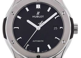 Hublot Classic Fusion 542.NX.1171.LR (2023) - Black dial 42 mm Titanium case