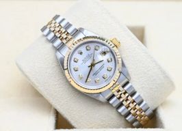 Rolex Lady-Datejust 69173 (1999) - Zilver wijzerplaat 26mm Goud/Staal