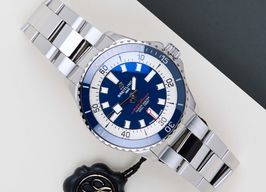 Breitling Superocean 42 A17375 (2022) - Blue dial 42 mm Steel case