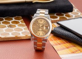 Rolex Oyster Perpetual Date 15223 -